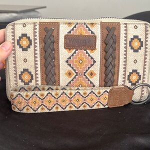Wrangler Brown and Cream Geometric Wallet